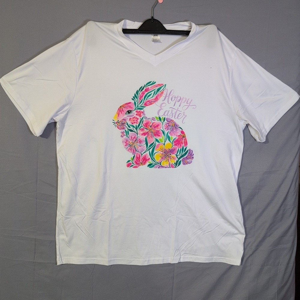 White V‎ neck Hoppy Easter Bunny Graphic Poly blend Knit T-Shirt womens plus 2XL